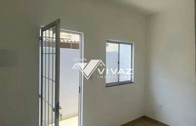 Imagem: A casa possui 1 Dormitório, 1 Banheiro e está localizado