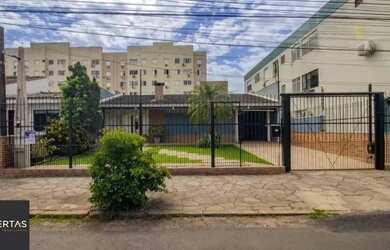 Imagem 5: Casa residencial para locação no bairro Sarandi, com 210m², 3 dormitórios, 1 suí