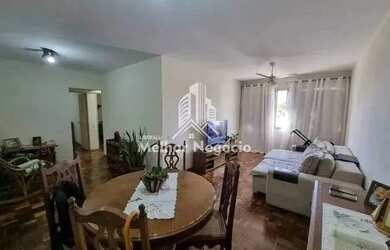 Imagem: O apartamento possui 3 Dormitórios, 1 Banheiro, 1 Vaga na garagem