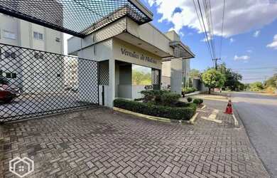 Imagem: O apartamento possui 3 Dormitórios, 1 Banheiro, 2 Vagas na