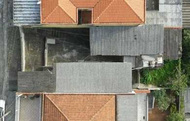 Imagem: O terreno possui 250m² de Área, Imóvel novo e está localizado