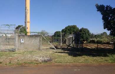 Imagem 3: Terreno à venda com 300 m² por R$ 115.000 na Vila São Sebastião em...