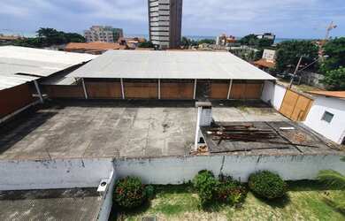 Imagem: O terreno possui 1.600m² de Área e está localizado em Vicente