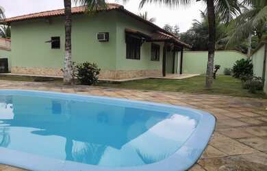 Imagem: A casa em condomínio possui 2 Dormitórios, 2 Banheiros, 4