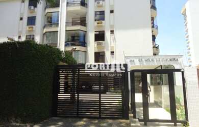 Imagem: O apartamento possui 3 Dormitórios, 3 Banheiros e 160m² de