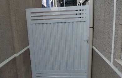 Imagem: A casa em condomínio possui 2 Dormitórios, 2 Banheiros, 1