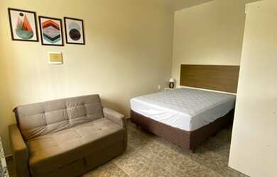 Imagem: A kitnet possui 1 Dormitório, 1 Banheiro, 1 Vaga na garagem