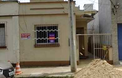 Imagem: A casa possui 2 Dormitórios, 1 Banheiro e 120m² de Área e