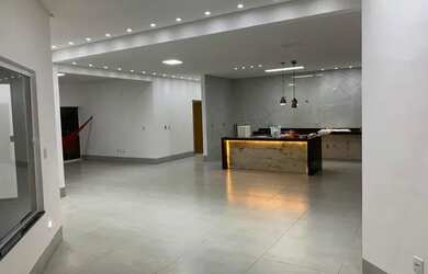 Imagem: A casa em condomínio possui 3 Dormitórios, 3 Banheiros, 2