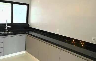 Imagem: A casa possui 2 Dormitórios, 3 Banheiros, 100m² de Área e