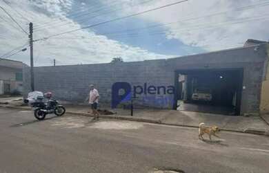 Imagem: O terreno possui 327m² de Área e está localizado em Parque