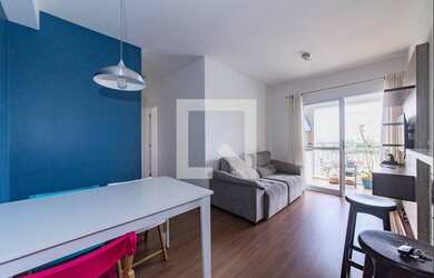 Imagem: O apartamento possui 2 Dormitórios, 2 Banheiros, 1 Vaga na