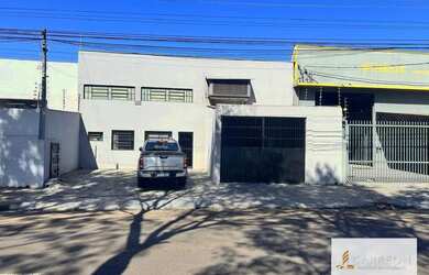 Imagem: O depósito possui 304m² de Área e está localizado em Coliseu