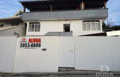 Imagem: A kitnet possui 1 Dormitório, 1 Banheiro e 30m² de Área e