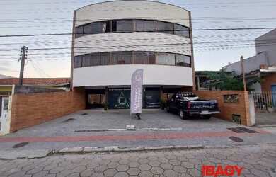 Imagem: A kitnet possui 1 Dormitório, 1 Banheiro, 19m² de Área e