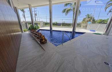 Imagem 4: Apto de alto padrão, localizado de frente para o mar