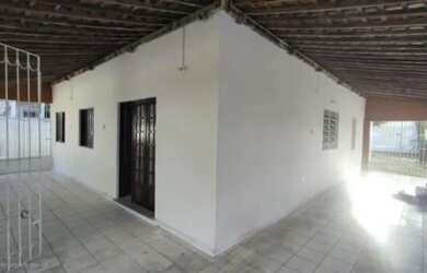 Imagem 4: Casa em Rio Doce com 200m2 de área construída próximo a praia