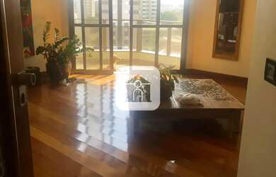 Imagem: O apartamento possui 4 Dormitórios, 2 Banheiros, 3 Vagas na