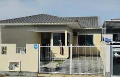 Imagem: A casa possui 1 Dormitório, 1 Banheiro, 48m² de Área e está