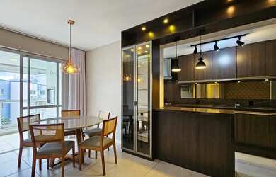 Imagem: O apartamento possui 3 Dormitórios, 2 Banheiros, 2 Vagas na