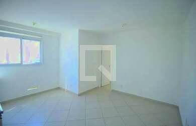 Imagem: O apartamento possui 1 Dormitório, 1 Banheiro, 30m² de Área