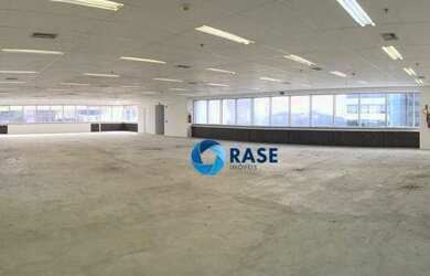 Imagem: O depósito possui 5 Vagas na garagem e 578m² de Área e está