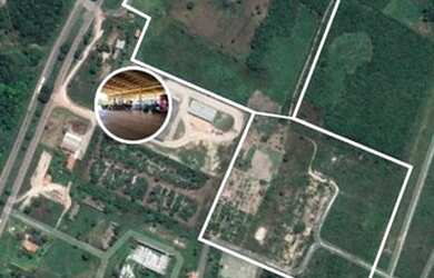 Imagem: O terreno possui 100.000m² de Área e está localizado em