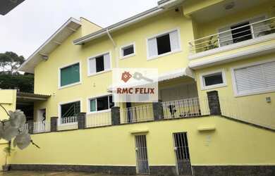 Imagem: A casa possui 5 Dormitórios, 5 Banheiros, 5 Vagas na garagem