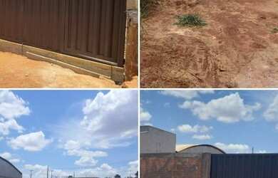 Imagem: O terreno possui 400m² de Área e está localizado em Cafezal