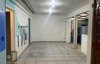 Imagem: O depósito possui 352m² de Área e está localizado em Copacabana