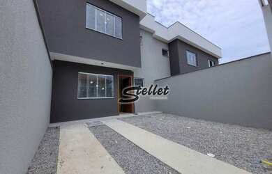 Imagem: A casa possui 2 Dormitórios, 2 Banheiros, 1 Vaga na garagem