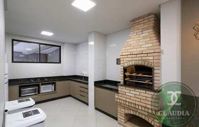 Imagem: O apartamento possui 3 Dormitórios, 2 Banheiros, 2 Vagas na