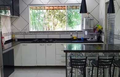 Imagem 10: Casa mobiliada. Piscina, 2 Banheirose2 Dormitórios