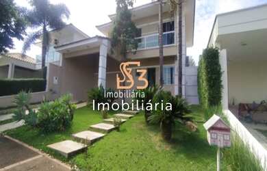 Imagem: A casa possui 3 Dormitórios, 4 Banheiros, 4 Vagas na garagem