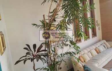 Imagem: A casa em condomínio possui 4 Dormitórios, 5 Banheiros, 4