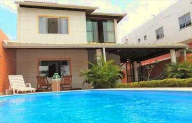 Imagem: A casa em condomínio possui 4 Dormitórios, 1 Banheiro, 1 Vaga