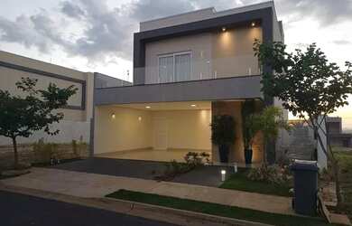 Imagem: A casa em condomínio possui 3 Dormitórios, 5 Banheiros, 2