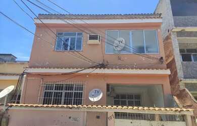 Imagem: A casa possui 2 Dormitórios, 1 Banheiro, 150m² de Área, Varanda