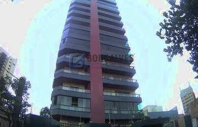 Imagem: O apartamento possui 3 Dormitórios, 1 Banheiro, 3 Vagas na