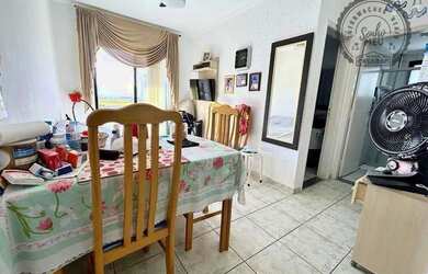 Imagem 2: Apartamento localizado no bairro Vila Tupi - Praia Grande/SP