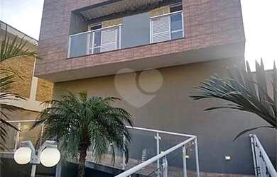 Imagem 14: Condomínio novo no Limão