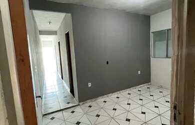 Imagem: O apartamento possui 2 Dormitórios e 1 Banheiro e está localizado