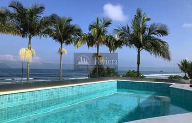 Imagem: A casa em condomínio possui 4 Dormitórios, 5 Banheiros, 2