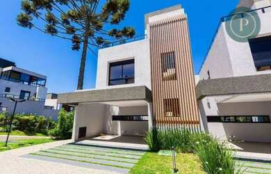 Imagem: A casa em condomínio possui 3 Dormitórios, 3 Banheiros, 2