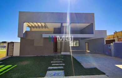 Imagem: A casa em condomínio possui 4 Dormitórios, 5 Banheiros, 4