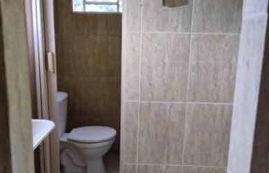 Imagem 9: Ampla casa em mini condomínio com 4 casas na reserva do pero