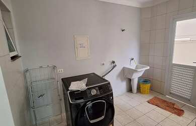 Imagem 8: Casa em Alphaville resid Alpha conde, 400m 4 suítes 4 vg 27.000 cond 1.415.00