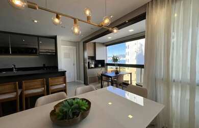 Imagem: O apartamento possui 3 Dormitórios, 3 Banheiros, 2 Vagas na