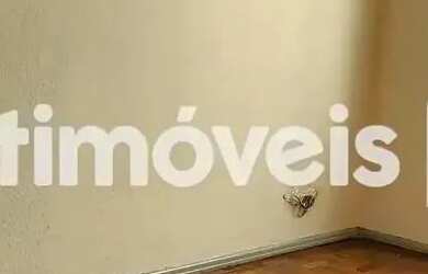 Imagem: O apartamento possui 2 Dormitórios, 2 Banheiros e 90m² de