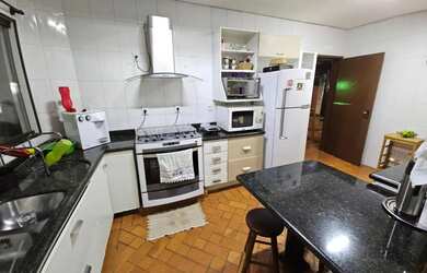 Imagem 8: Sobrado para venda possui 235 metros quadrados com 3 quartos